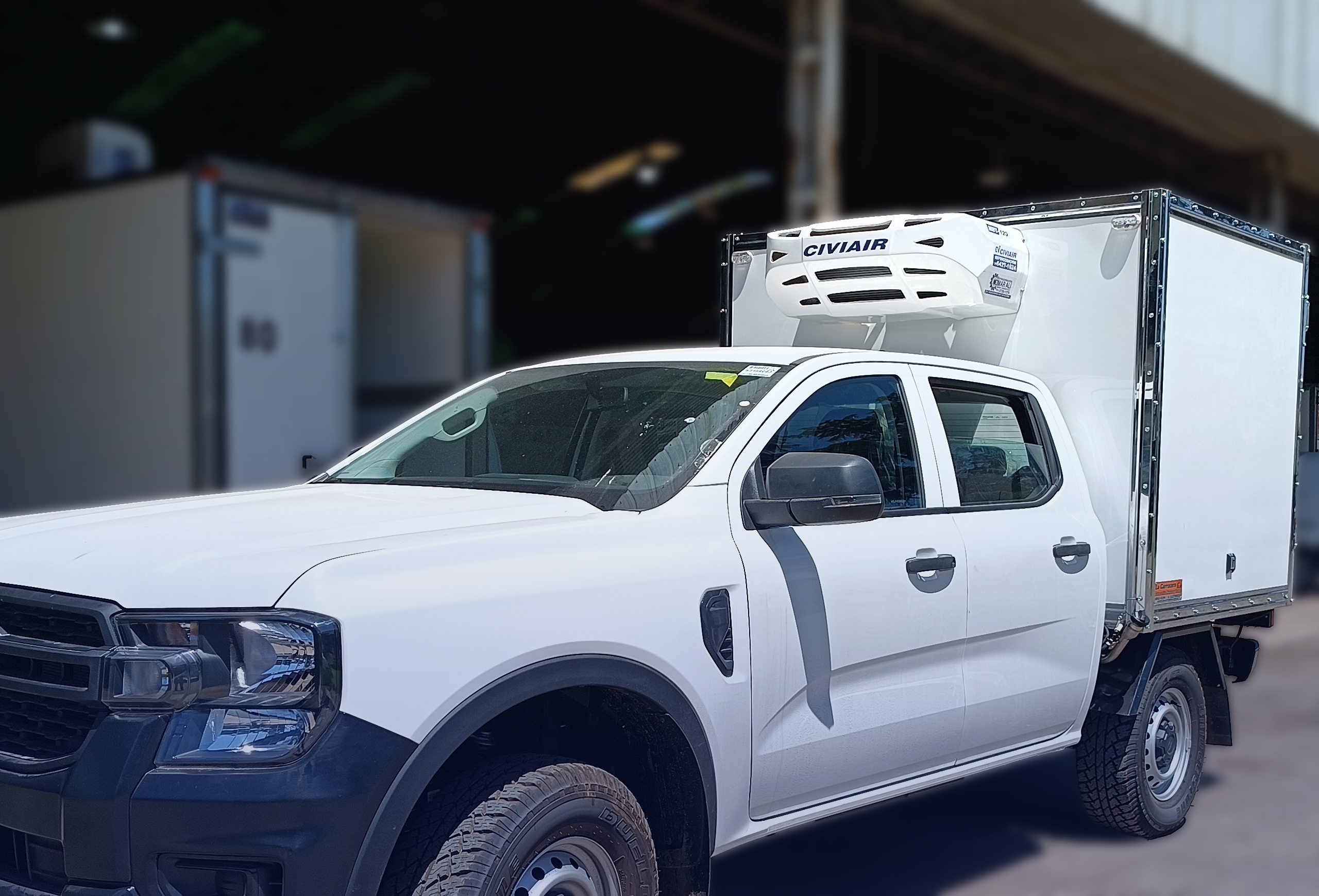 Camión con equipo de refrigeración MBT Civiair para distribución de frescos